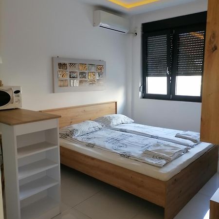 Stojanovic Apartments Nisz Zewnętrze zdjęcie