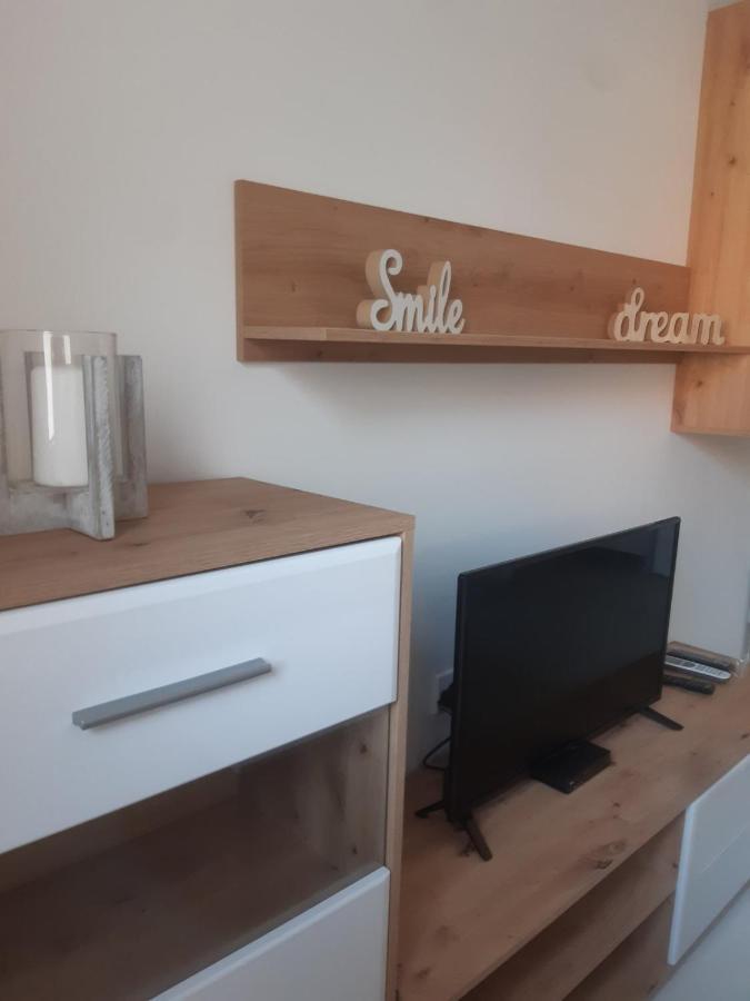 Stojanovic Apartments Nisz Zewnętrze zdjęcie